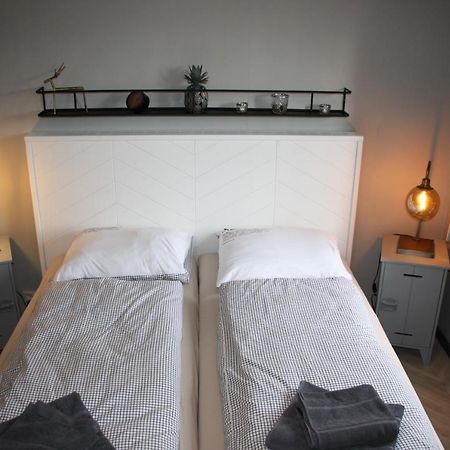 Sundbergsheden Stugby Villa Ambjorby Exteriör bild